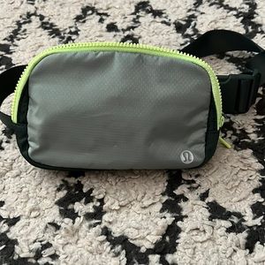 Lululemon Everywhere Belt Bag